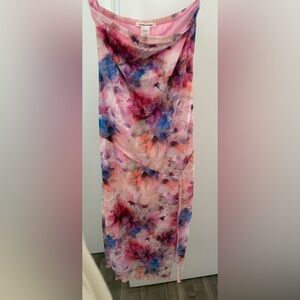 Caution To The Wind dress size medium